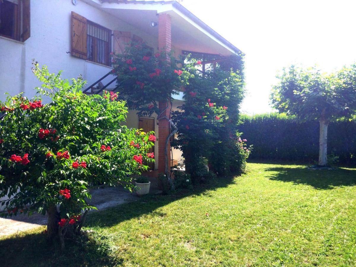 Chalet En El Orbigo La Baneza Exterior photo